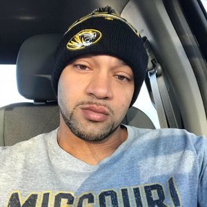 Meet your Posher, Markas